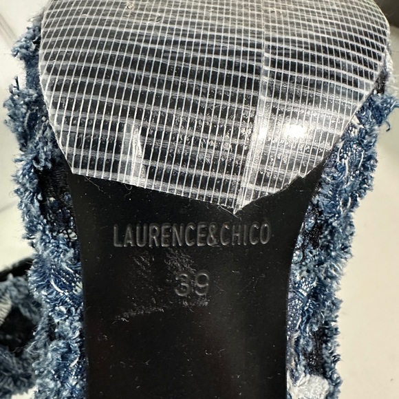 Stylish Frayed Denim Heels - Picture 5 of 7